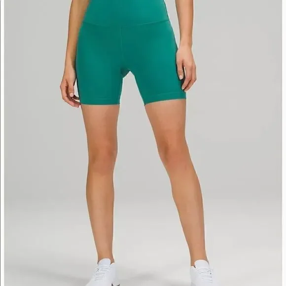 Lululemon Wunder Train 8 inch short TLLG - Picture 3 of 6